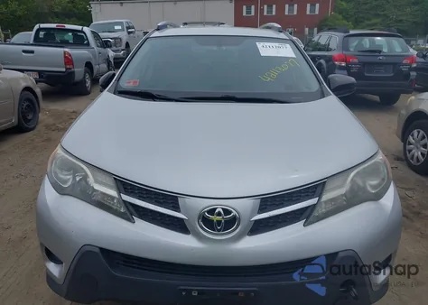 2015 Toyota Rav4 Le z USA, uszkodzony, nr VIN JTMBFREV3FJ024960